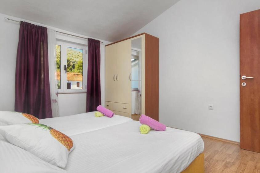 Apartman Belakusic 2 Grebastica Exterior photo